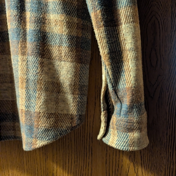 Faherty Multicolor Plaid Shirt - Picture 5 of 11